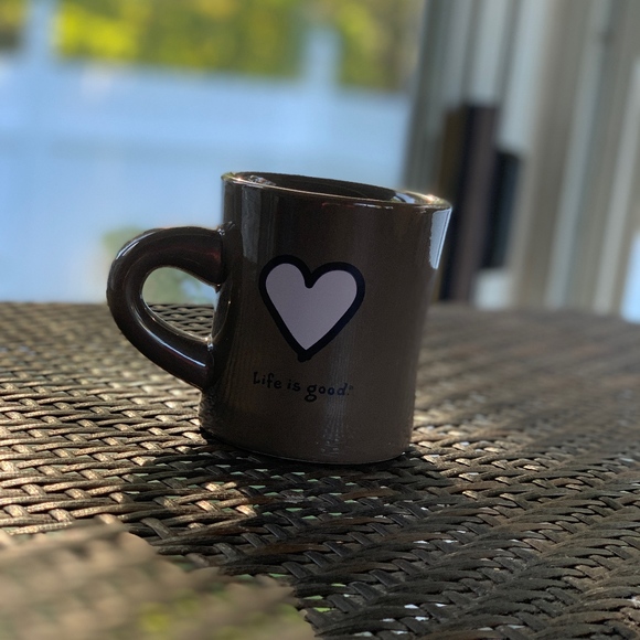 Life Is Good Other - Life is Good mug and beachball. NWT